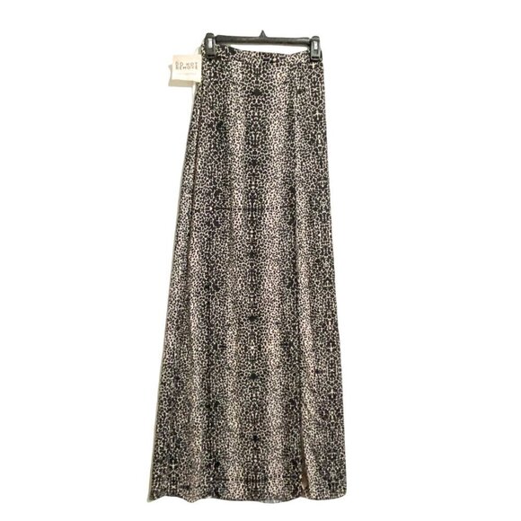 Fame‎ and Partners animal print long maxi skirt size 4, New - Picture 1 of 16